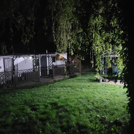 Au Jardin D'Eden Villa Hastiere-par-dela Dış mekan fotoğraf